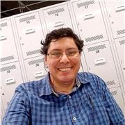 Industriedesign-Professor mit umfassender internationaler Erfahrung und Leidenschaft fürs Lehren